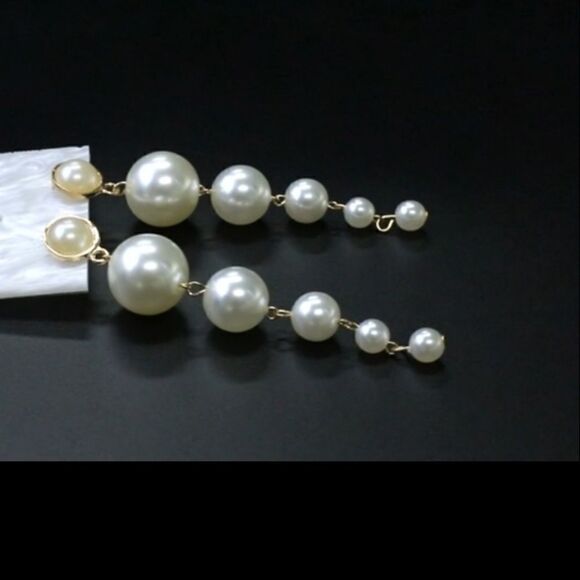 New Large Pearl Drop Dangle Earrings - Picture 1 of 7